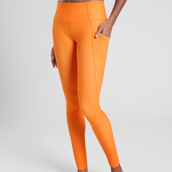 Athleta Pants - NWT Stash Pocket Salutation Tights